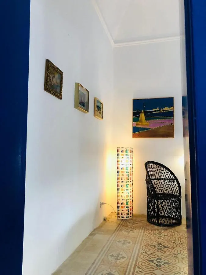 Donna Jona Apartment Trapani 0*,  Italy