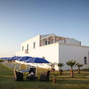Отель Relais Antiche Saline, Торре-Нубия