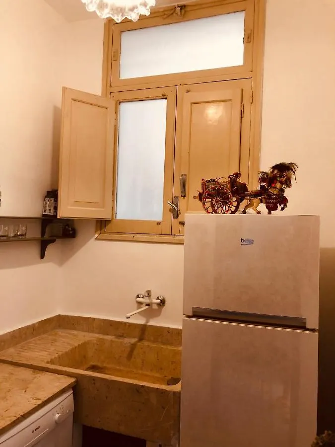 Donna Jona Apartment Trapani Italy