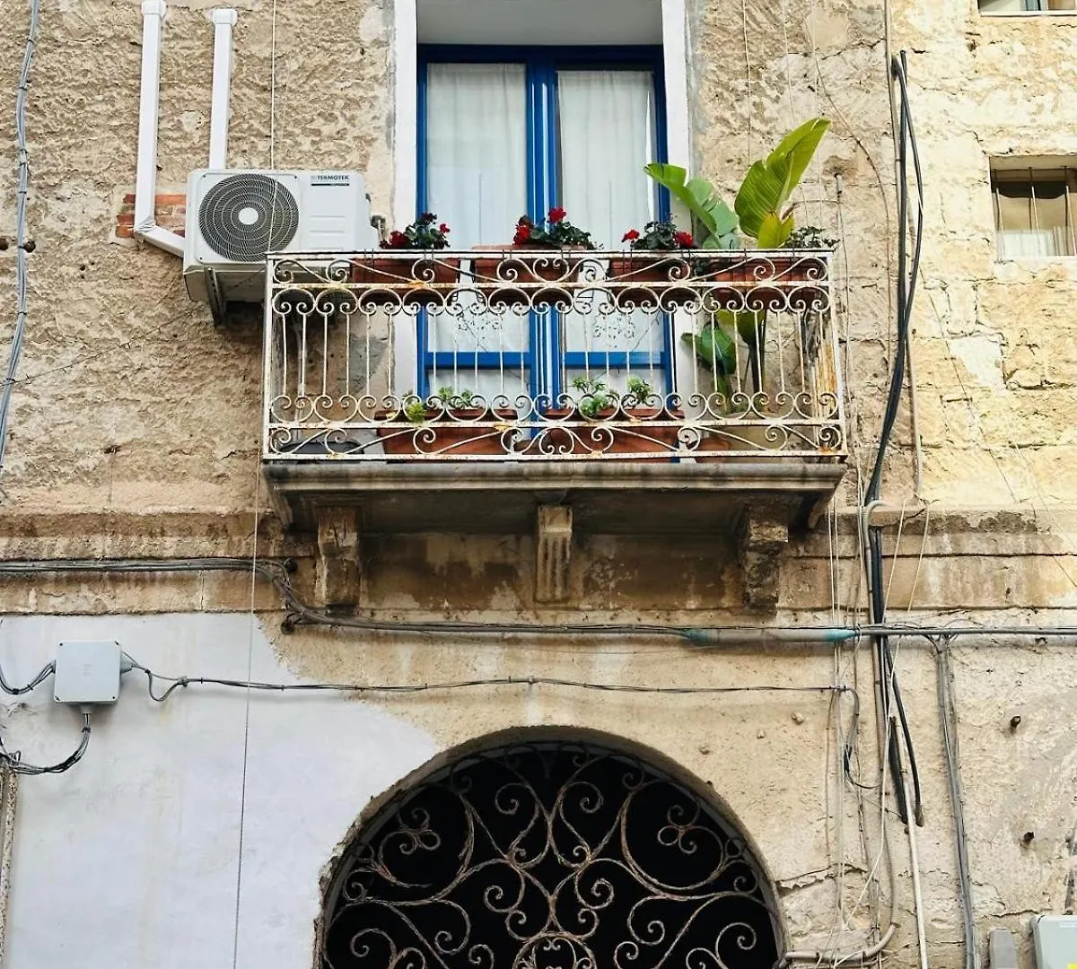 Donna Jona Apartment Trapani 0*,